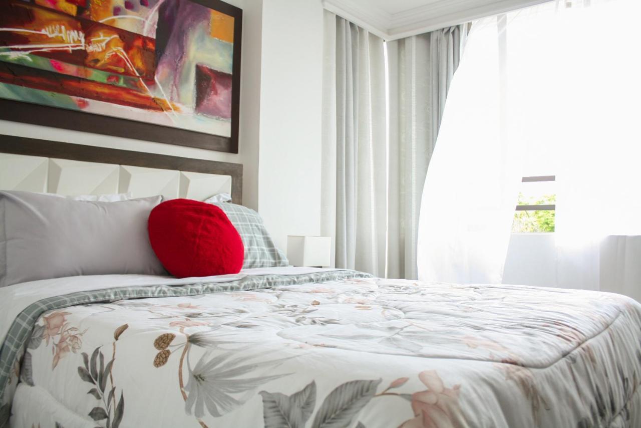 Kelly Aparthotel *
